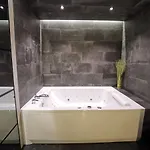 Jacuzzi