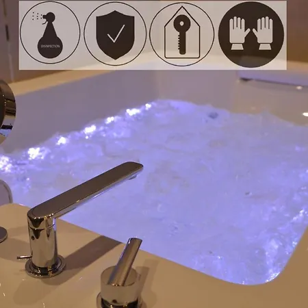 Jacuzzi Διαμέρισμα *
